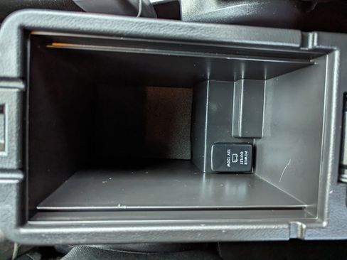 Used 2018 Mitsubishi Outlander Sport ES image 25