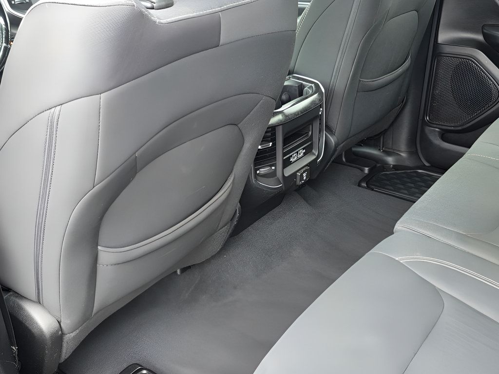 Used 2019 RAM 1500 Big Horn AWD/4WD image 26