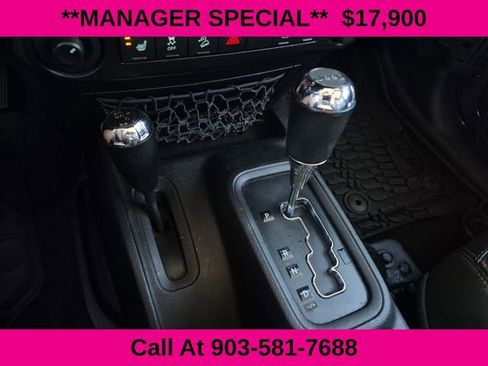 Used 2016 Jeep Wrangler Unlimited Sahara w/ Connectivity Group image 36