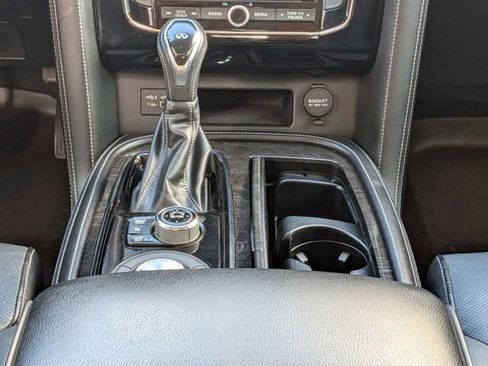 Used 2021 INFINITI QX80 Luxe image 21