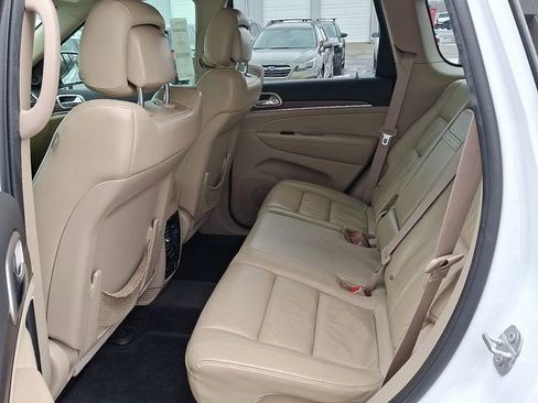 Used 2016 Jeep Grand Cherokee Limited image 8