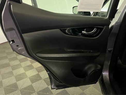 Certified 2022 Nissan Rogue Sport SL image 22