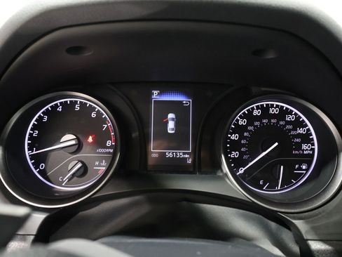 Used 2024 Toyota Camry SE image 38