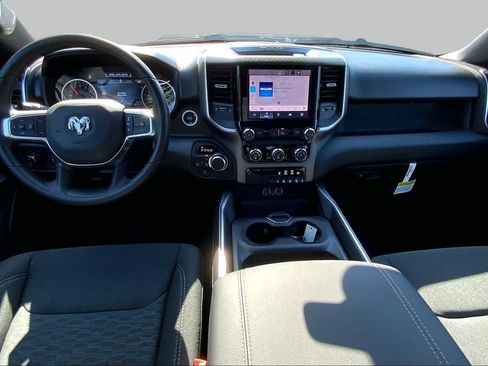 New 2026 RAM 1500 Express AWD/4WD image 5