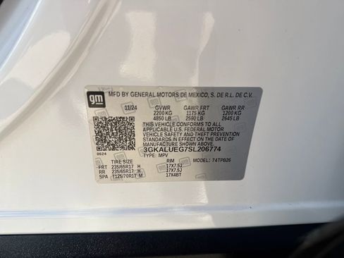 Used 2025 GMC Terrain Elevation image 28