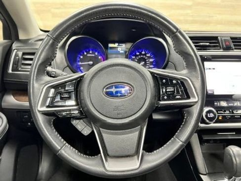 Used 2018 Subaru Outback 2.5i Limited AWD/4WD image 23