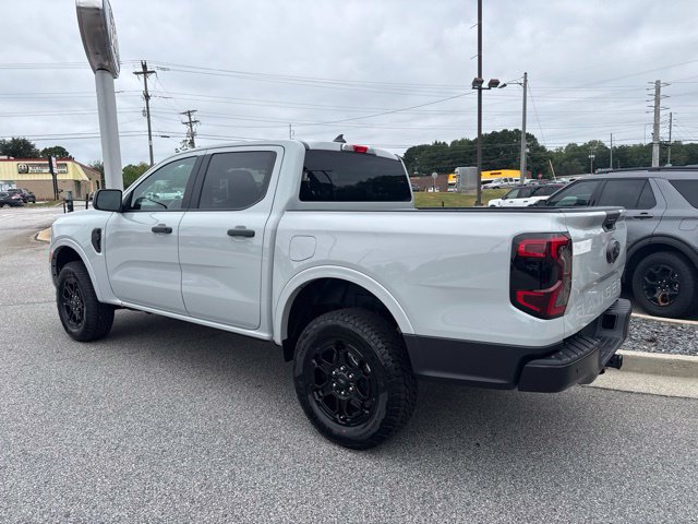 New 2026 Ford Ranger XLT w/ Black Appearance Package RWD image 8