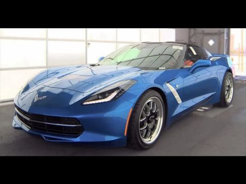 Used 2016 Chevrolet Corvette Stingray Coupe RWD image 3
