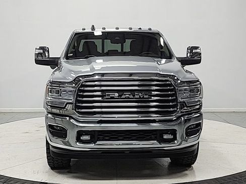 Used 2024 RAM 2500 Limited w/ Safety Group AWD/4WD image 2