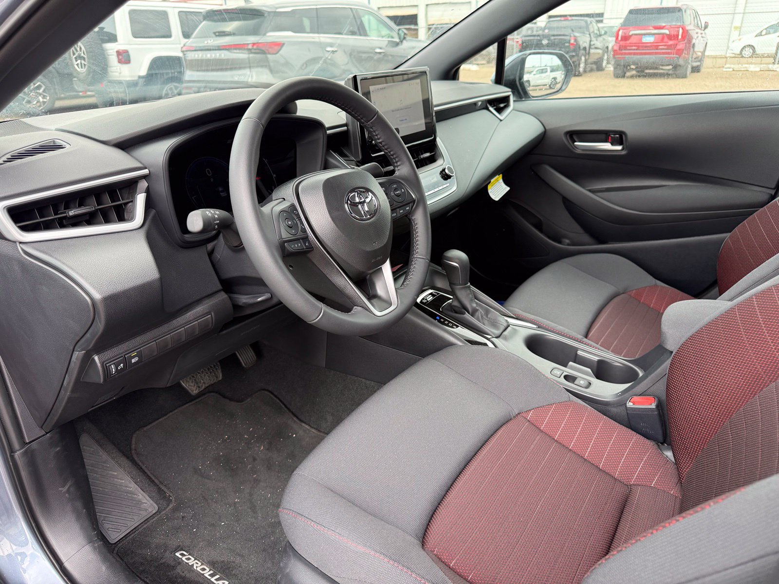 Used 2026 Toyota Corolla SE FWD image 10