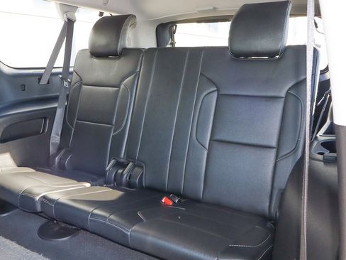 Used 2019 GMC Yukon XL SLT w/ Open Road Package image 10