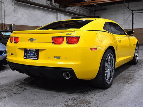 Used 2010 Chevrolet Camaro SS w/ RS Package RWD image 8