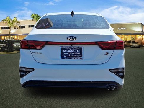 Used 2019 Kia Forte S w/ S Premium Package FWD image 6
