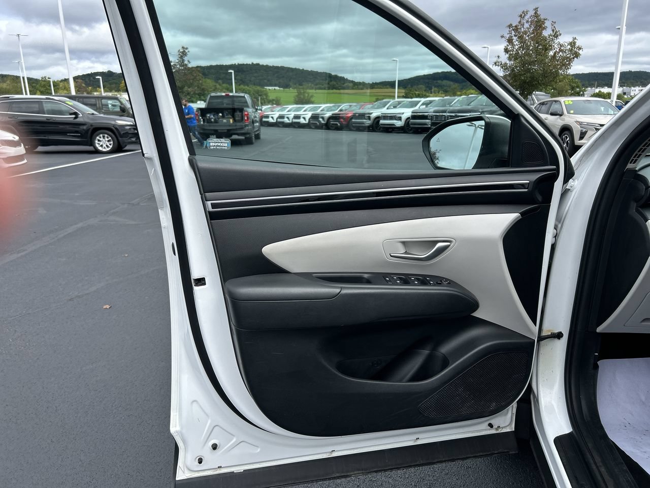 Used 2023 Hyundai Tucson SEL AWD/4WD image 22