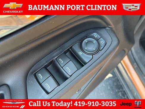 Used 2018 Chevrolet Equinox LT FWD image 14