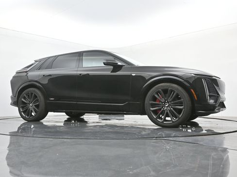 New 2026 Cadillac Lyriq V w/ LPO, Floor Liner Package image 21