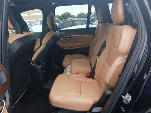 Used 2017 Volvo XC90 T8 Inscription w/ Vision Package AWD/4WD image 5