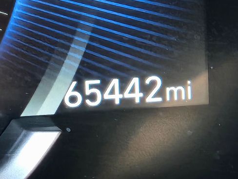 Used 2020 Hyundai Santa Fe Limited image 26