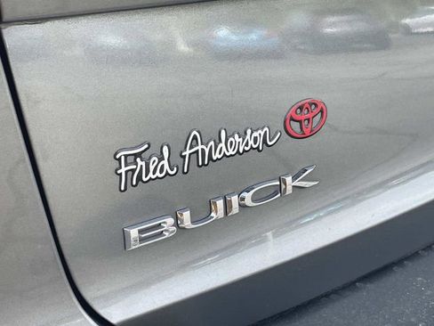 Used 2018 Buick Regal Essence w/ Driver Confidence Package #1 image 9