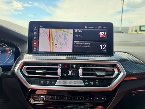 Used 2024 BMW X3 M40i w/ Parking Assistance Package AWD/4WD image 21