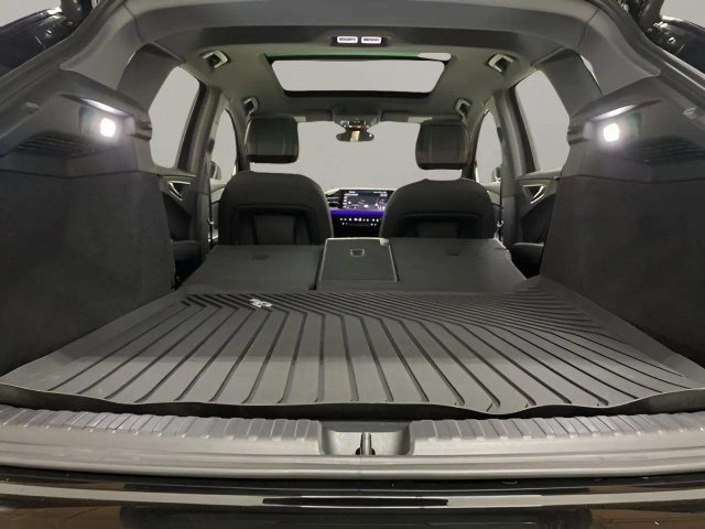 Used 2023 Audi Q4 e-tron Premium Plus RWD image 85