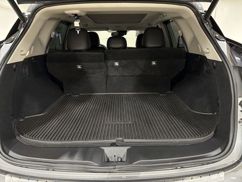 Used 2023 Nissan Murano Platinum w/ Cargo Package FWD image 25