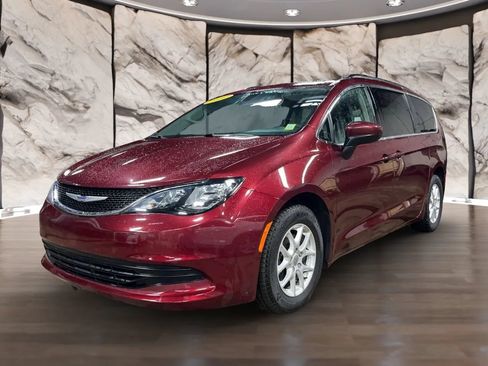 Used 2020 Chrysler Voyager Lxi FWD image 8
