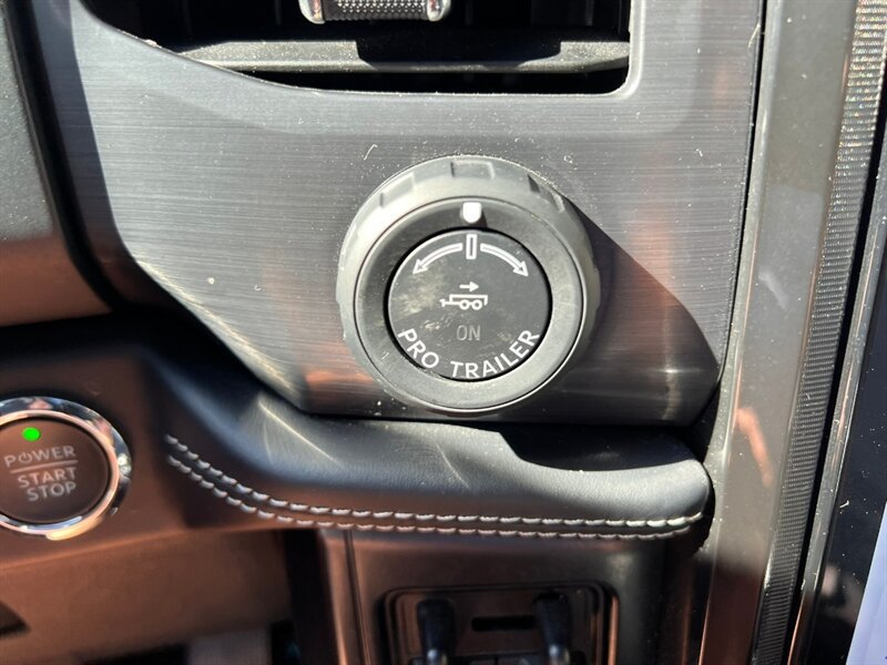 Used 2023 Ford F150 Lightning Platinum AWD/4WD image 38