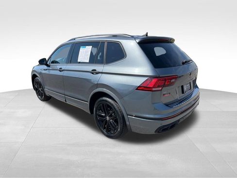 Used 2022 Volkswagen Tiguan SE R-Line image 5