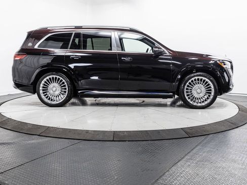 Certified 2024 Mercedes-Benz Maybach GLS 600 4MATIC image 36