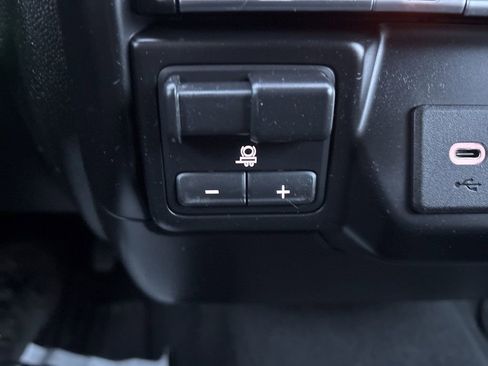 Used 2019 Chevrolet Silverado 1500 LT w/ All-Star Edition image 29