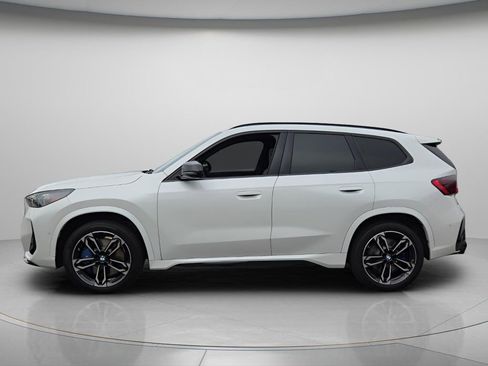 Used 2024 BMW X1 M35i w/ Premium Package AWD/4WD image 3