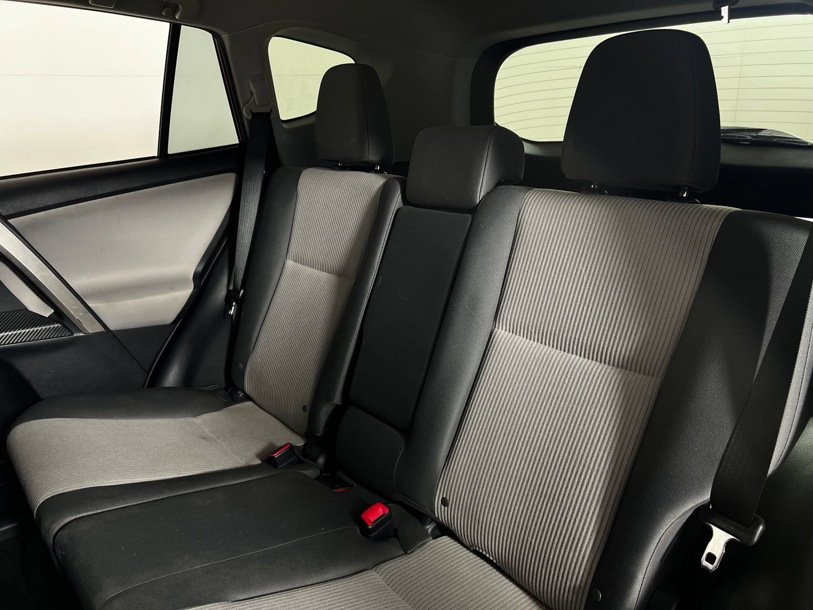 Used 2014 Toyota RAV4 LE FWD image 15