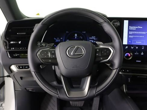 New 2026 Lexus RX 450h AWD image 22