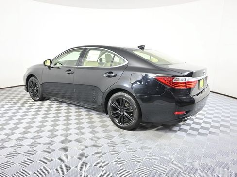 Used 2015 Lexus ES 350 FWD image 4
