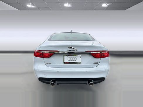 Used 2018 Jaguar XF Portfolio AWD/4WD image 9