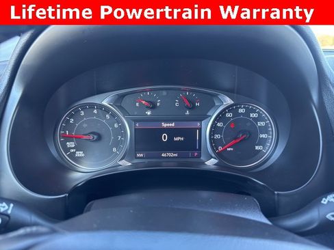 Used 2024 GMC Terrain SLT image 14