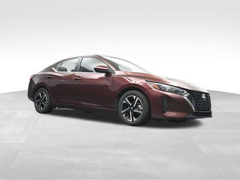 Used 2025 Nissan Sentra SV FWD image 15
