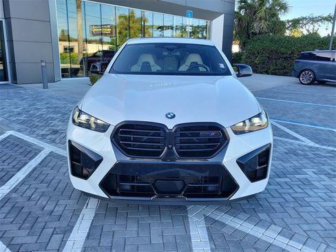 Used 2024 BMW X6 M Competition image 8