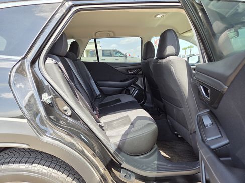 Used 2023 Subaru Outback Premium AWD/4WD image 16