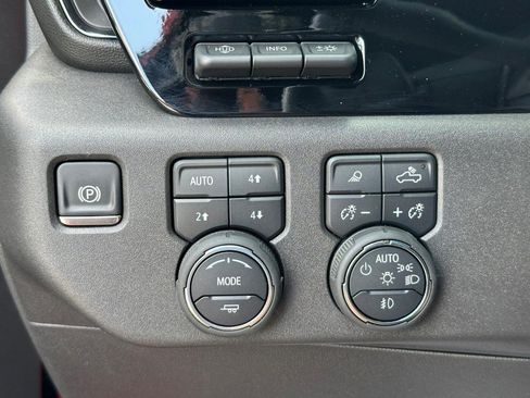 Certified 2025 Chevrolet Silverado 1500 ZR2 w/ Technology Package AWD/4WD image 23
