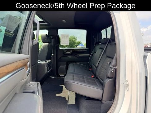 Certified 2024 Chevrolet Silverado 2500 High Country w/ High Country Premium Package AWD/4WD image 9