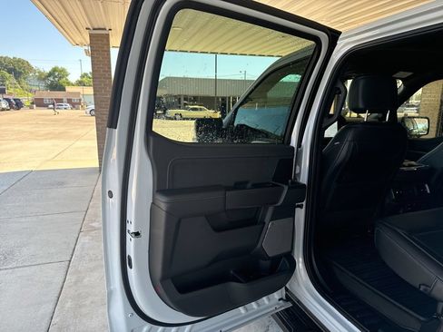 Certified 2025 Ford F150 Lariat w/ Equipment Group 501A Mid AWD/4WD image 19