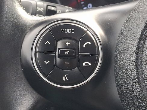 Used 2020 Kia Soul X-Line image 20