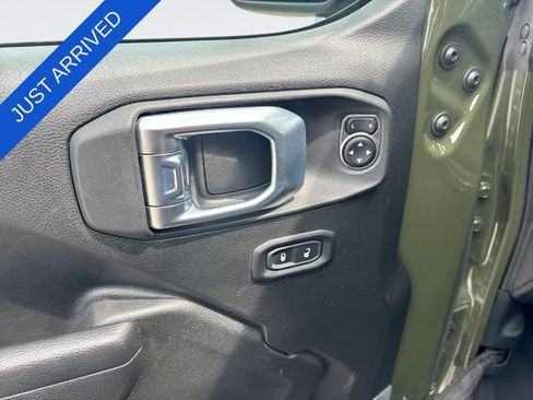 Used 2022 Jeep Wrangler Unlimited Sport w/ Sun And Sound Package AWD/4WD image 13