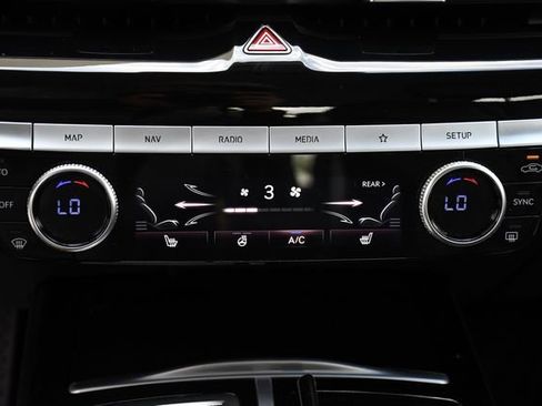 Used 2023 Genesis G80 2.5T image 17