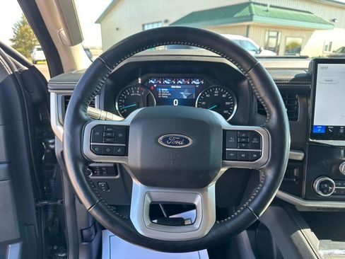 Used 2024 Ford Expedition Max XLT RWD image 14