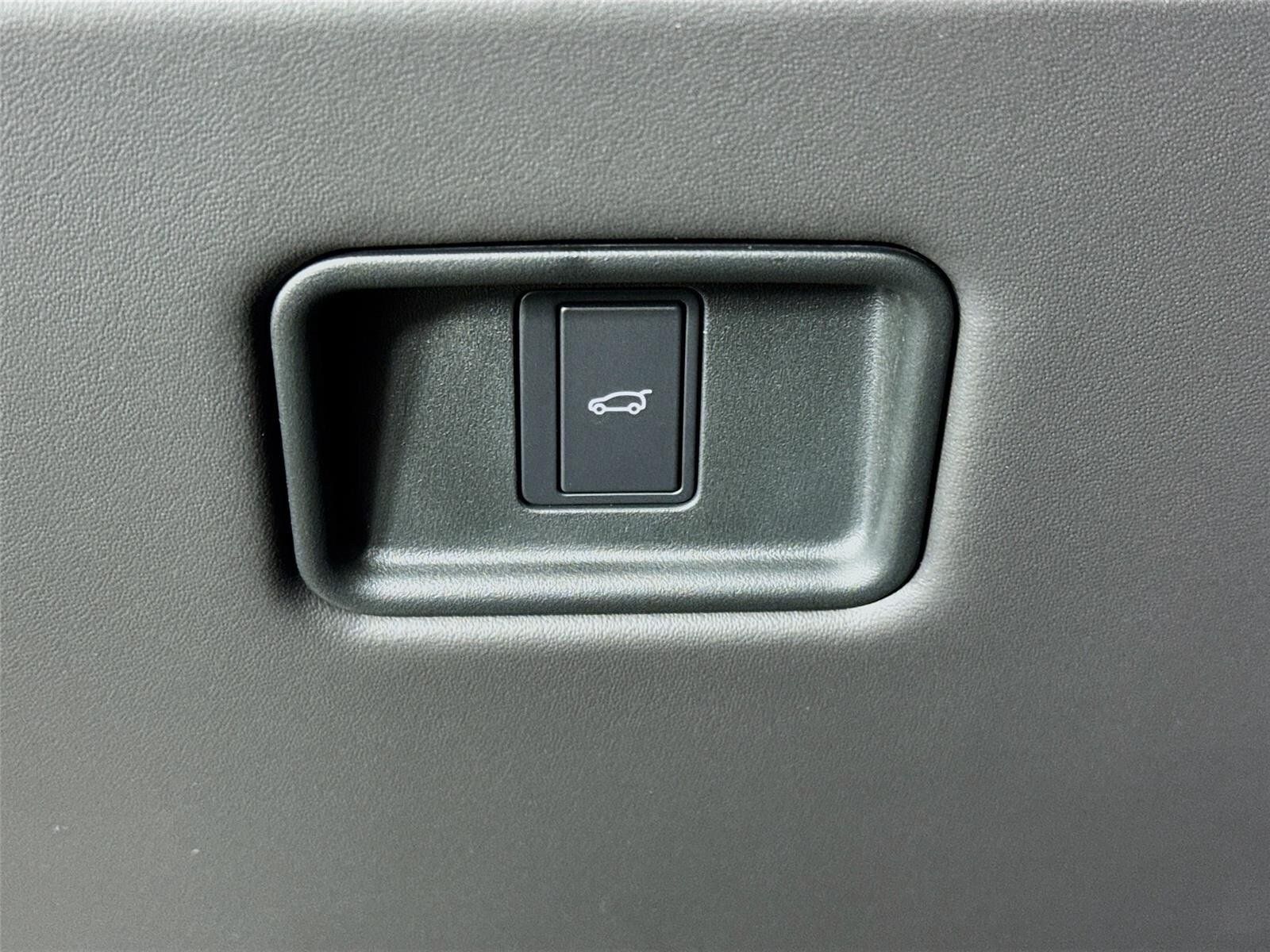 New 2026 Land Rover Range Rover Sport SE AWD/4WD image 10