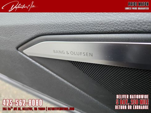 Used 2019 Audi e-tron Prestige w/ Prestige Package image 29