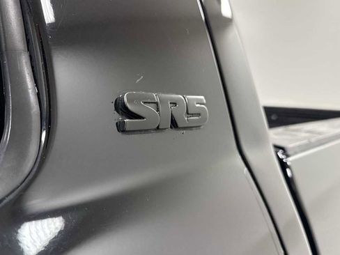 Certified 2017 Toyota Tundra SR5 image 27
